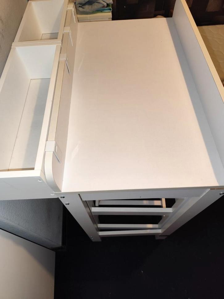 Table à langer avec baignoire, Kinderen en Baby's, Badjes en Verzorging, Badje, Ophalen