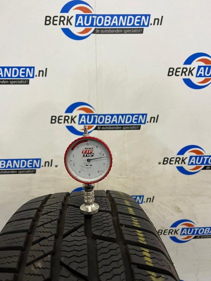 2x Continental Winter Contact TS830P 215/55 R18 99V 215/55/1, Auto-onderdelen, Banden en Velgen, Band(en), Winterbanden, 18 inch