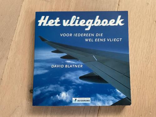 Het vliegboek voor iedereen die wel eens vliegt Luchtvaart, Verzamelen, Luchtvaart en Vliegtuigspotten, Zo goed als nieuw, Boek of Tijdschrift
