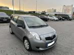 Toyota Yaris 1.4turbo D4-D Automaat Airco Gekeurd met carpas, Auto's, Stof, Zwart, 4 cilinders, Bedrijf