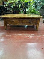 Oude stevige salontafel, Antiek en Kunst, Ophalen
