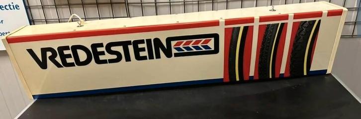 Vintage Vredestein banden lichtbak, lichtreclame, reclame., Verzamelen, Merken en Reclamevoorwerpen, Gebruikt, Lichtbak of (neon) lamp