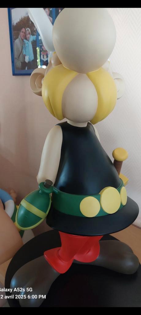 Grand Aqterix leblon, Collections, Statues & Figurines, Comme neuf, Autres types, Enlèvement ou Envoi