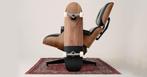 Eames Office x Globe: Lounge Chair Skateboard Series, Sport en Fitness, Skateboarden, Ophalen of Verzenden, Zo goed als nieuw