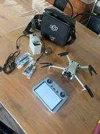 drone DJI Fly More Mini 3, TV, Hi-fi & Vidéo, Drones, Enlèvement ou Envoi, Comme neuf, DJI