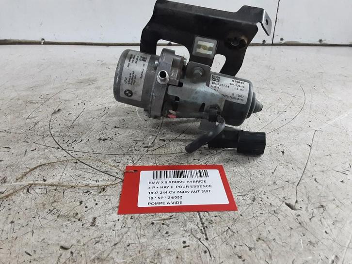 VACUUMPOMP BMW X5 (F15) (01-2013/07-2018) (484375118), Auto-onderdelen, Motor en Toebehoren, BMW, Gebruikt