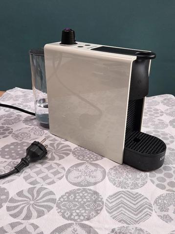 Nespresso machine KRUPS capsules beschikbaar voor biedingen