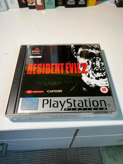 Resident Evil 2 (PS1) | Platinum | Compleet met Handleiding, Games en Spelcomputers, Games | Sony PlayStation 1, Zo goed als nieuw