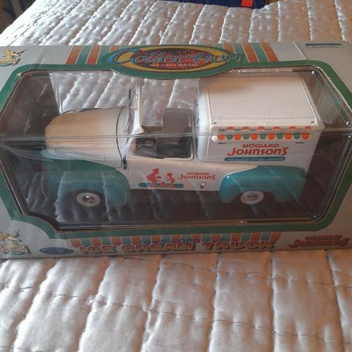 FORD F-1 ICE CREAM TRUCK HowardJohnson *MIB*, Hobby en Vrije tijd, Modelauto's | 1:18, Nieuw, Auto, Maisto, Ophalen