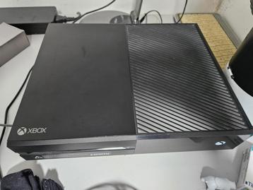 Xbox One - 1 controller - spelletjes op 4 cd's beschikbaar voor biedingen