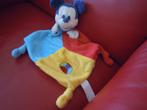 knuffeldoekje  mickey disneyland paris(doos10), Enlèvement ou Envoi, Neuf