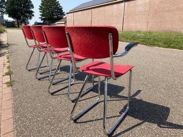 Retro buisstoelen Tubax vintage stoelen beschikbaar voor biedingen