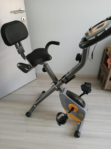 Opvouwbare hometrainer beschikbaar voor biedingen