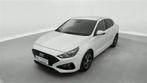 Hyundai i30 Fastback 1.0 T-GDi MHEV Twist CARPLAY / CAMERA, Auto's, Stof, Gebruikt, 3 cilinders, Start-stop-systeem