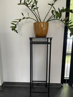 Metalen zuil + plant eventueel, Ophalen, Zo goed als nieuw