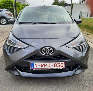 TOYOTA AYGO 5 d., Autos, Argent ou Gris, Achat, 998 cm³, Boîte manuelle