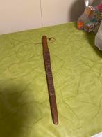 Oude maatstok voor klompen, Ophalen