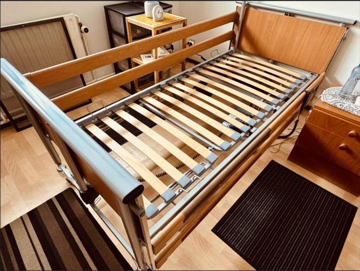 Lit électrique LINAK – État impeccable, Huis en Inrichting, Slaapkamer | Bedden, Zo goed als nieuw, Eenpersoons, 90 cm, 200 cm