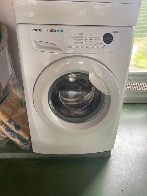 Zanussi Lindo300 wasmachine (8kg), Elektronische apparatuur, Wasmachines, Gebruikt, Voorlader, 8 tot 10 kg, 1600 toeren of meer