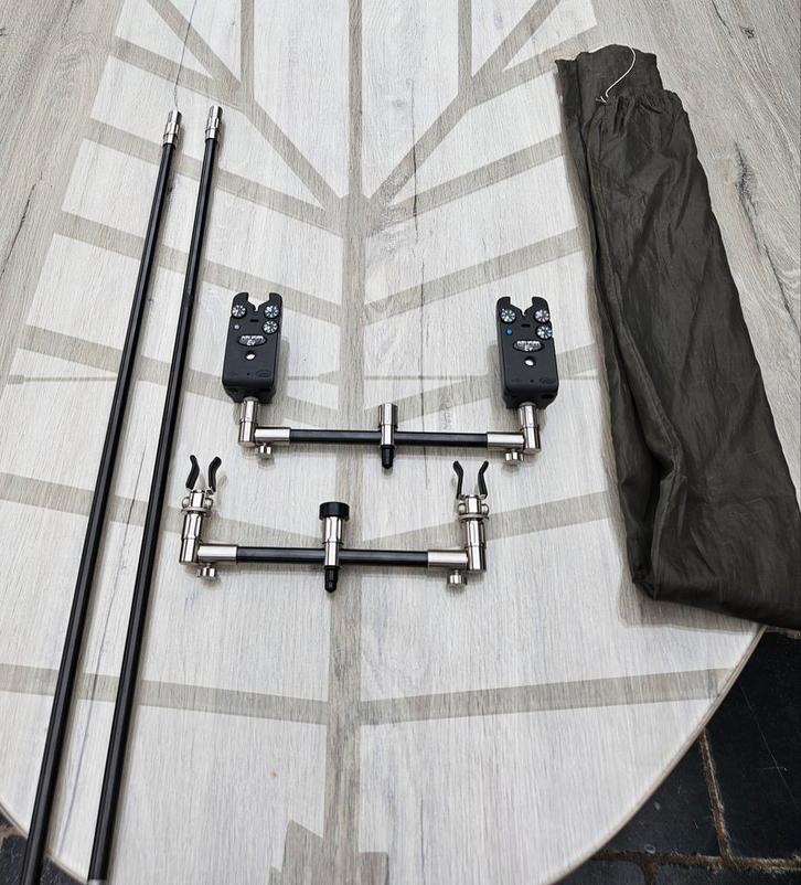 Uitrusting voor karpers, Watersport en Boten, Hengelsport | Witvissen, Zo goed als nieuw, Ophalen of Verzenden