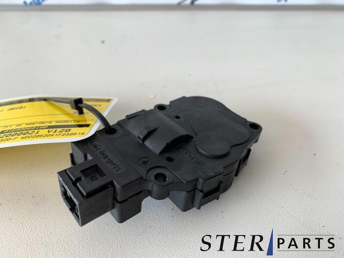 Kachelklep Motor van een Mercedes C-Klasse, Auto-onderdelen, Motor en Toebehoren, Mercedes-Benz, Gebruikt, 3 maanden garantie