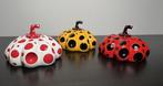 Yayoi Kusama: set van 3 sculpturen. Met originele doos, Ophalen of Verzenden