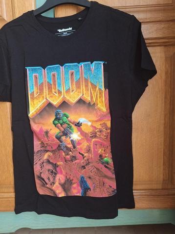 T-shirt Doom  beschikbaar voor biedingen