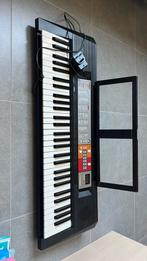 Yamaha keyboard piano, Muziek en Instrumenten, Keyboards, Yamaha, Zo goed als nieuw, Met standaard, Ophalen