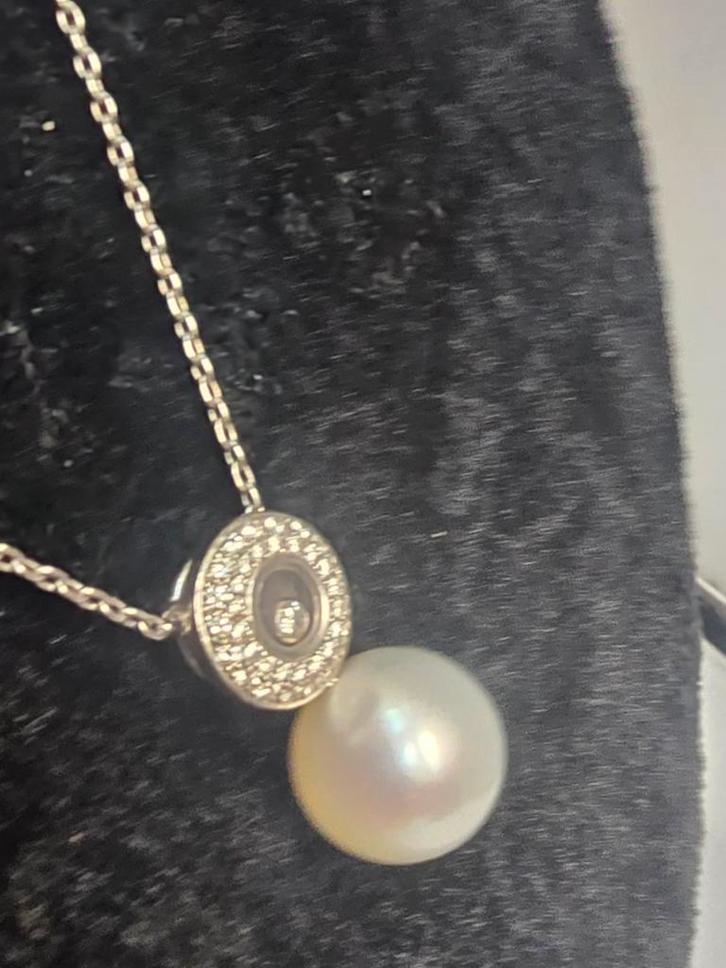 Gouden chopard Happy diamant met parel 18k diamant, Handtassen en Accessoires, Kettingen, Zo goed als nieuw, Goud, Goud, Met edelsteen