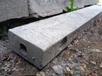 Linteau 160*19*9. 15€. + 35 pavés de rue +- 10 cm 30€, Bricolage & Construction, Enlèvement, Utilisé, Béton