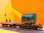 Märklin NMBS-spoorkraan met platte NMBS-wagen, Hobby en Vrije tijd, Modeltreinen | H0, Wisselstroom, Gebruikt, Wagon, Ophalen of Verzenden