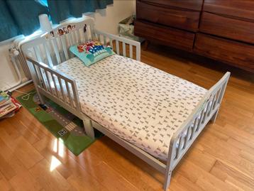 Kinderbedje meegroeibed, Kinderen en Baby's, Kinderkamer | Bedden, Ophalen, Zo goed als nieuw, Matras