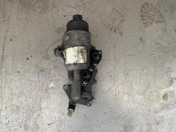 oliefilterhuis 8200796737 G9UA650 trafic vivaro 2.5 diesel beschikbaar voor biedingen