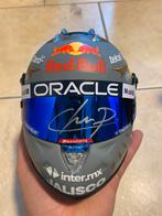 Gesigneerd 1:2 helm Sergio Perez 2022 Brazil, Verzamelen, Automerken, Motoren en Formule 1, Ophalen of Verzenden, Zo goed als nieuw