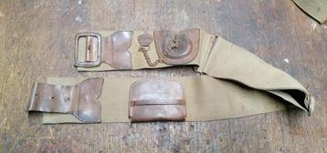 Militaire riem uit de Tweede Wereldoorlog  beschikbaar voor biedingen