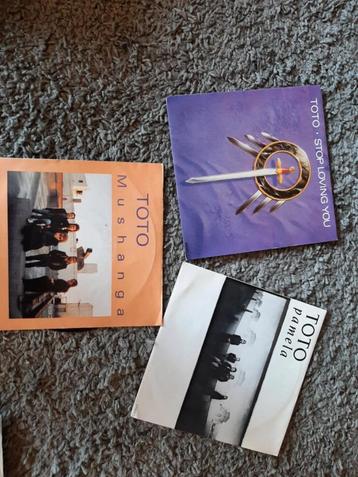 7 Inch vinylplaten TOTO beschikbaar voor biedingen