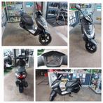 peugeot kisbee speciaal nieuwe scooter 2449€€, Fietsen en Brommers, Ophalen, Overige modellen, Nieuw, Benzine