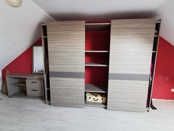 Volledig slaapkamer (exclusief matras en lattenbodem)  beschikbaar voor biedingen