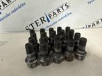 Kit boulons de roue d'un Mercedes Vito, 3 mois de garantie, Utilisé, -, -