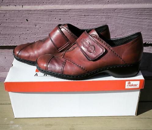 Rieker Damesschoenen, Rood/Bordeaux, Maat 38, Kleding | Dames, Schoenen, Zo goed als nieuw, Instappers, Rood, Ophalen of Verzenden