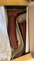 Nieuwe PETRIE cognac rijlaarzen, Dieren en Toebehoren, Paardrijkleding, Ophalen, Dressuur, Nieuw, Dames
