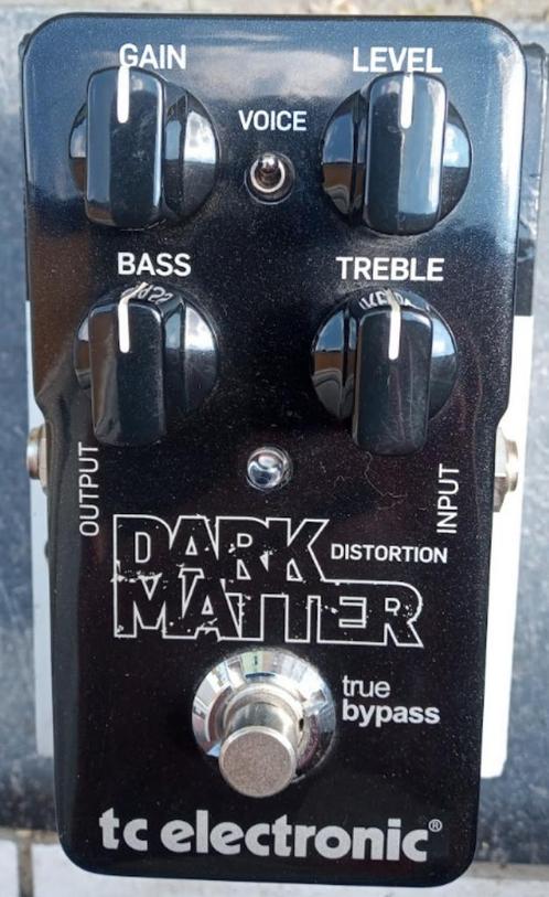 tc electronic Dark Matter (distortion pedal met EQ), Muziek en Instrumenten, Effecten, Zo goed als nieuw, Distortion, Overdrive of Fuzz