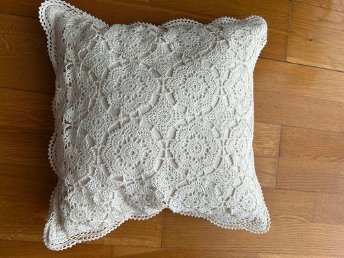 Kussen vierkant, overtrek in handwerk: 40 x 40 cm, Huis en Inrichting, Woonaccessoires | Kussens, Zo goed als nieuw, Beige, Vierkant