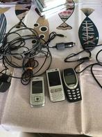 Lot vintage Nokia en Samsung gsm met accessoires, Telecommunicatie, Ophalen of Verzenden