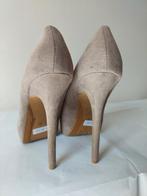 957B* BERSHKA - mooie taupe pumps (maat 37), Kleding | Dames, Schoenen, Gedragen, Pumps, Verzenden, Overige kleuren