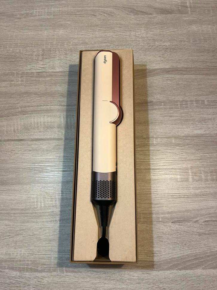 Dyson stijltang, Handtassen en Accessoires, Uiterlijk | Haarverzorging, Zo goed als nieuw, Ophalen