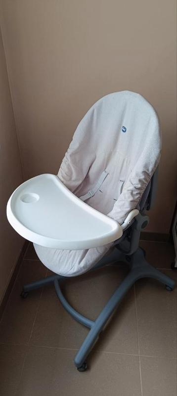 Chicco baby hug 4en1 beschikbaar voor biedingen