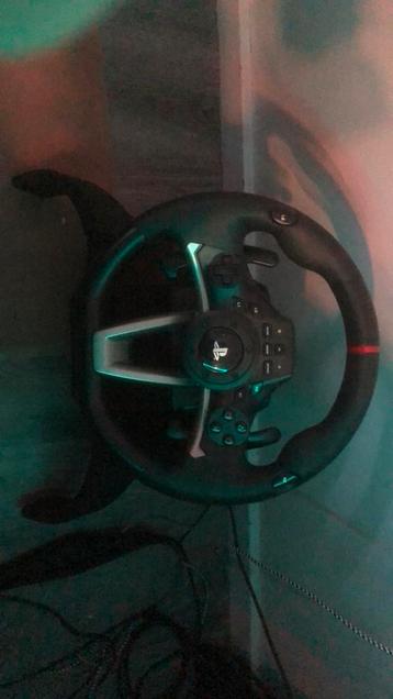 PS4 stuur met pedalen en knie houders beschikbaar voor biedingen