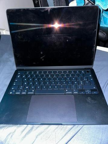 Macbook Air M2 2022 beschikbaar voor biedingen