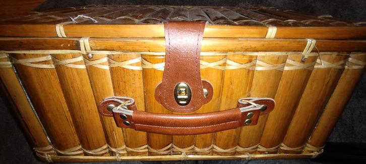 Panier bambou idéal présentation mariage ou communion, Maison & Meubles, Accessoires pour la Maison | Plataux & Paniers, Comme neuf